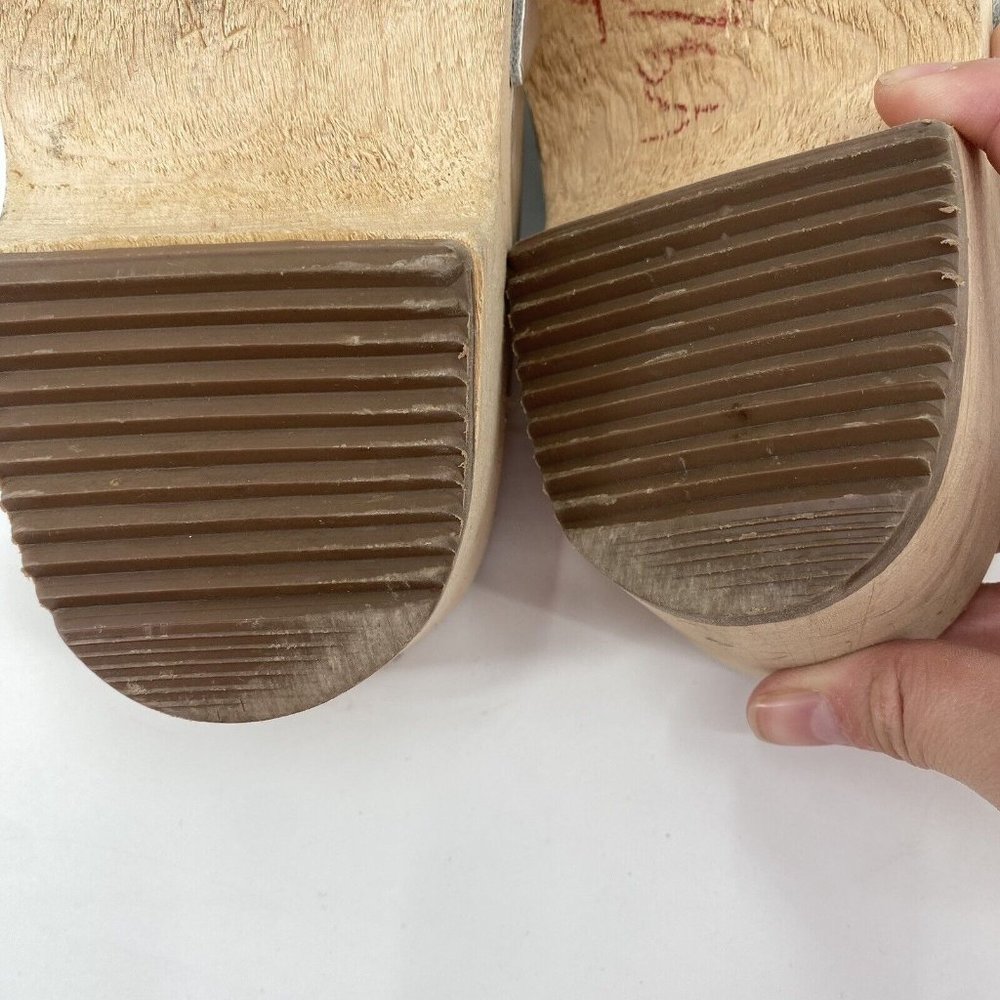 Lotta From Stockholm Silver Leather Clogs - Picture 10 of 12